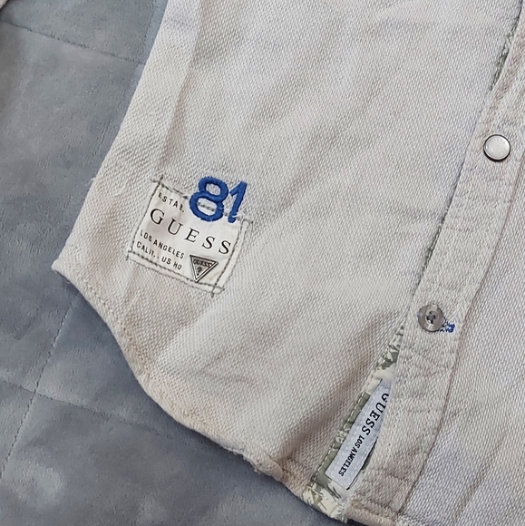 Guess Long Sleeve Button Down Shirt - Picture 4 of 8